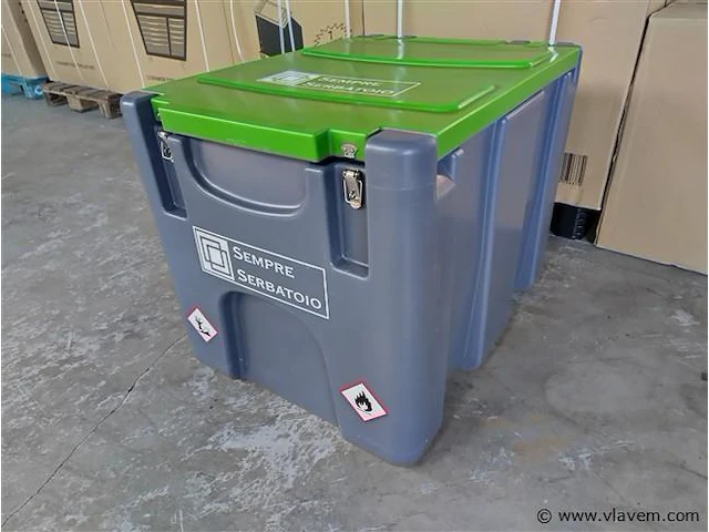 Brandstoftank 200 liter - afbeelding 1 van  16