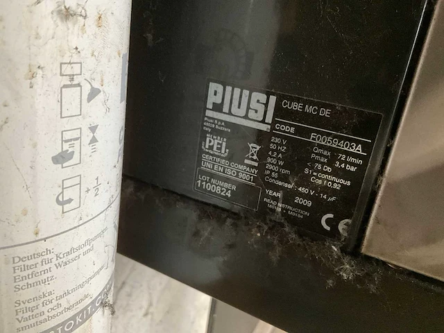 Brandstoftank met pomp en toebehoren - afbeelding 9 van  19