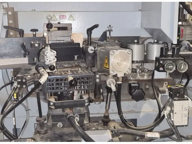 Brandt kdf210 kantenlijmmachine - afbeelding 5 van  9