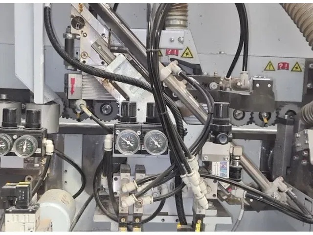 Brandt kdf210 kantenlijmmachine - afbeelding 6 van  9