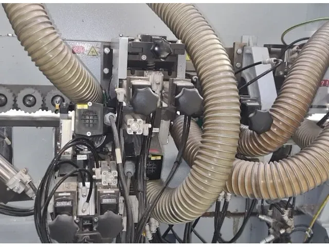 Brandt kdf210 kantenlijmmachine - afbeelding 7 van  9