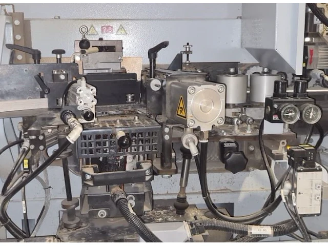 Brandt kdf210 kantenlijmmachine - afbeelding 5 van  9