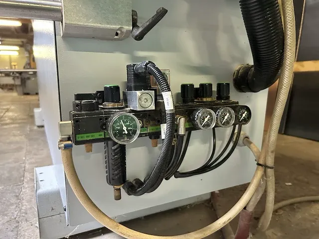 Brandt kdn 350 c kantenaanlijmmachine - afbeelding 18 van  76
