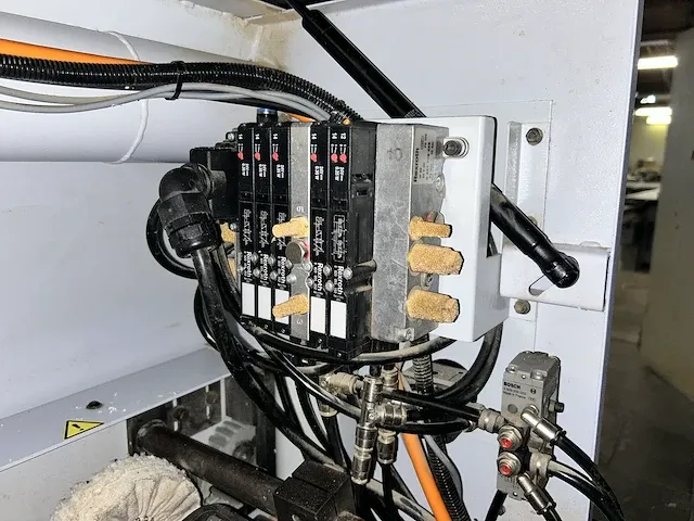 Brandt kdn 350 c kantenaanlijmmachine - afbeelding 25 van  76