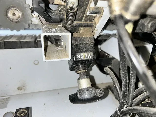 Brandt kdn 350 c kantenaanlijmmachine - afbeelding 29 van  76