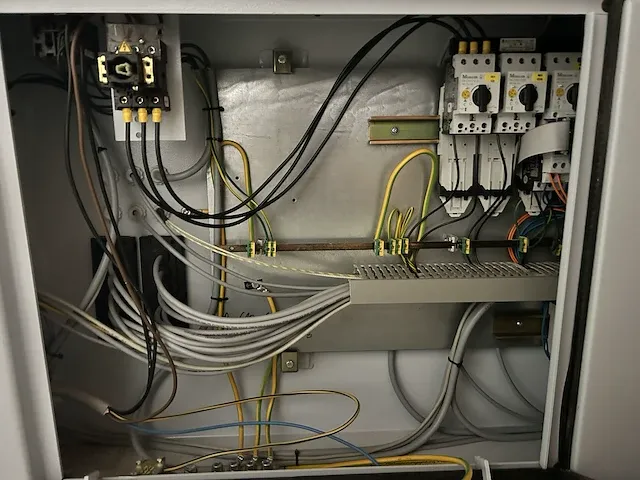 Brandt kdn 350 c kantenaanlijmmachine - afbeelding 45 van  76