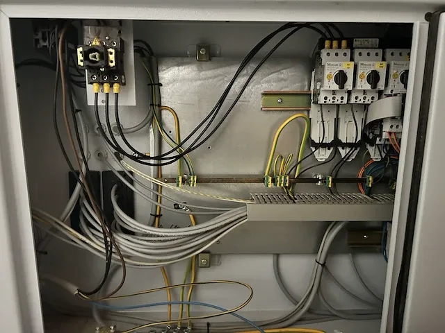 Brandt kdn 350 c kantenaanlijmmachine - afbeelding 46 van  76