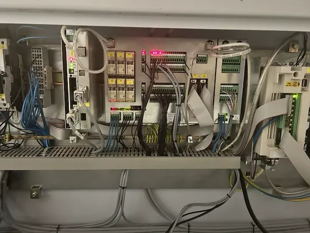 Brandt kdn 350 c kantenaanlijmmachine - afbeelding 48 van  76