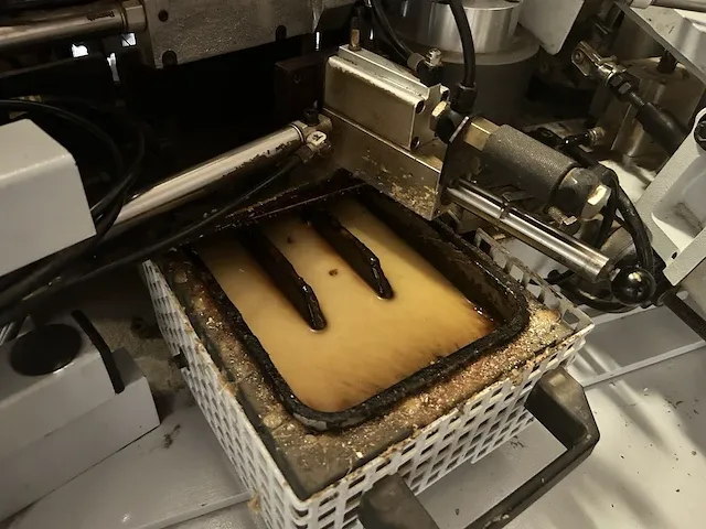 Brandt kdn 350 c kantenaanlijmmachine - afbeelding 58 van  76
