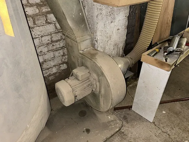 Brandt kdn 350 c kantenaanlijmmachine - afbeelding 69 van  76
