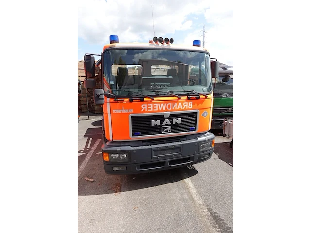 Brandweer-haakwagen man ts19f - afbeelding 1 van  15