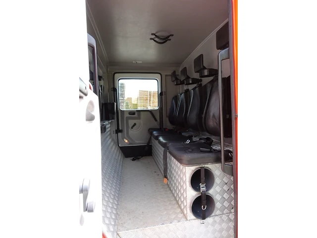 Brandweer-materiaalwagen mercedes 1225f - afbeelding 2 van  17