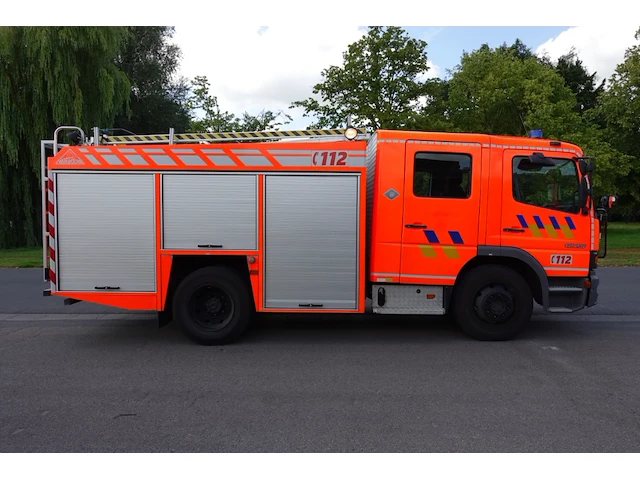 Brandweer-materiaalwagen mercedes 1225f - afbeelding 10 van  17
