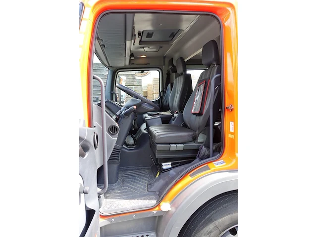 Brandweer-materiaalwagen mercedes 1225f - afbeelding 13 van  17