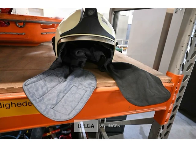 Brandweerhelm - merk: dräger - afbeelding 2 van  4