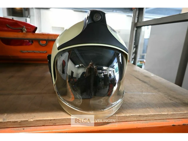 Brandweerhelm - merk: dräger - afbeelding 4 van  4