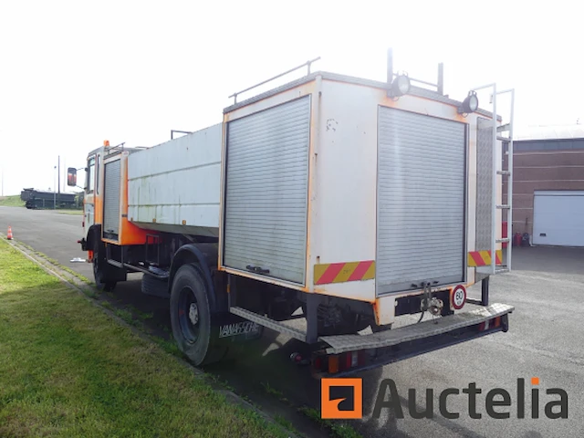 Brandweerwagen man 12f (1984-285.497 km) - afbeelding 29 van  34