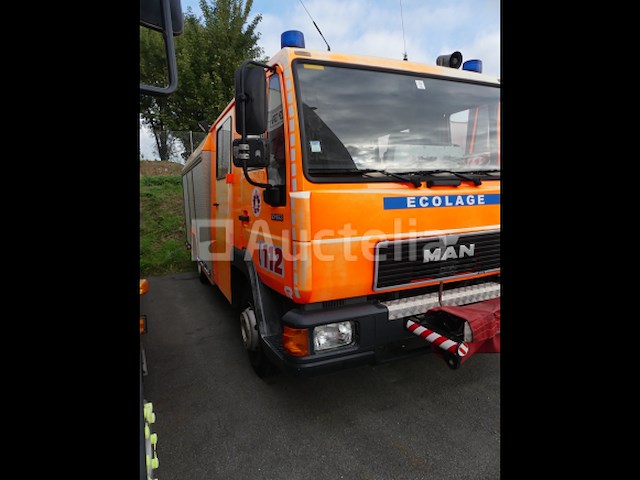 Brandweerwagen man ln105f (1998-44.079 km-vin:wmal242904g118477) - afbeelding 6 van  30