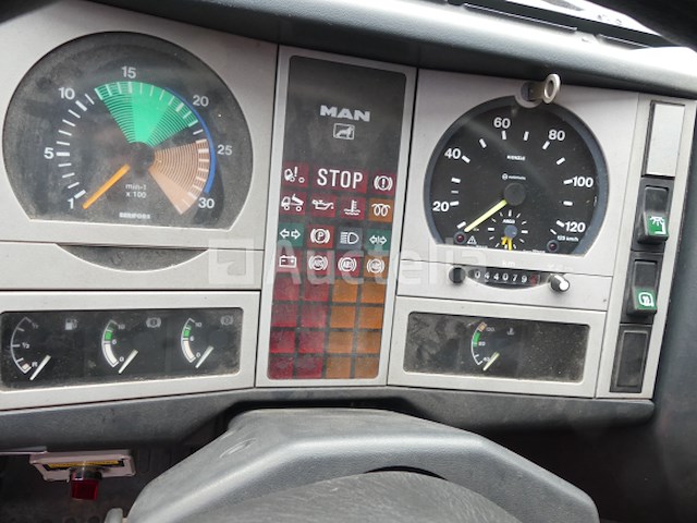 Brandweerwagen man ln105f (1998-44.079 km-vin:wmal242904g118477) - afbeelding 28 van  30