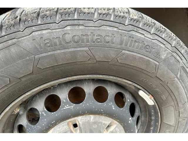 Brandweerwagen mercedes - afbeelding 4 van  13