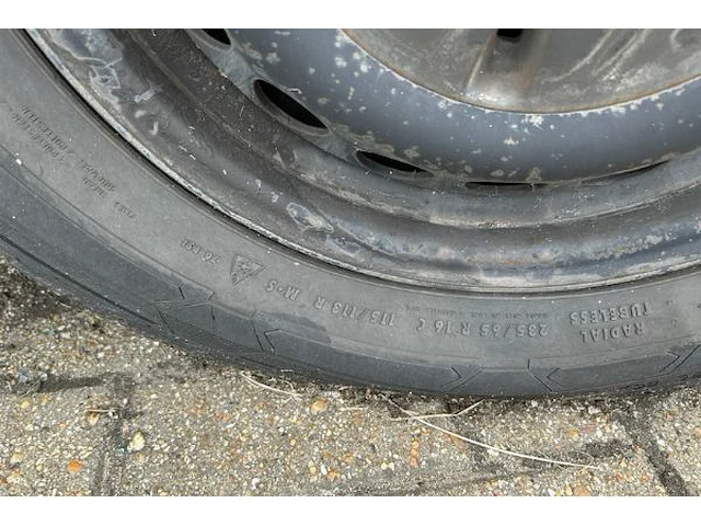 Brandweerwagen mercedes - afbeelding 5 van  13