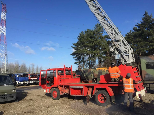 Brandweerwagen - afbeelding 4 van  4