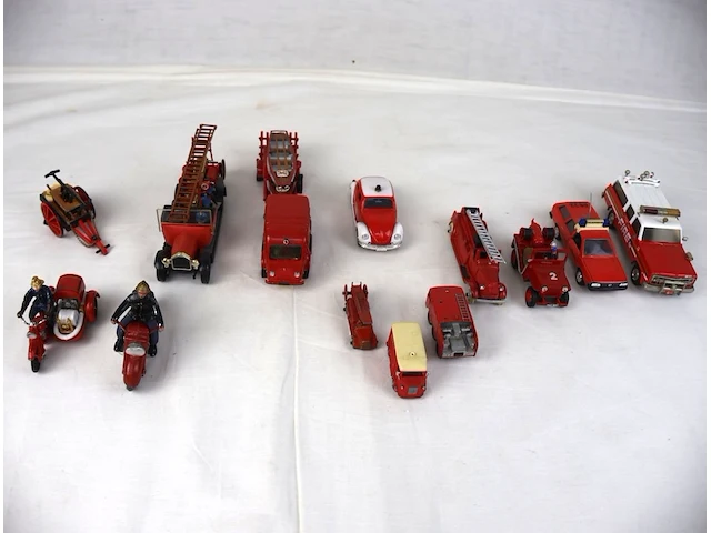 Brandweerwagentjes (x13) - afbeelding 2 van  7