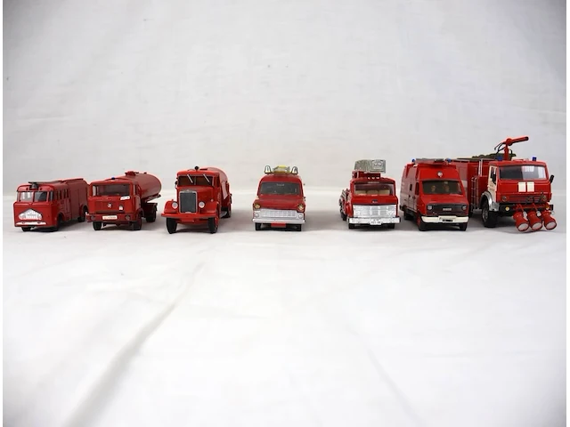 Brandweerwagentjes (x7) - afbeelding 1 van  6