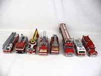Brandweerwagentjes (x8) - afbeelding 2 van  7