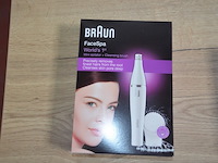 Braun face spa mini epilator + cleansing brush en braun silk epil 9 (b435) - afbeelding 3 van  6