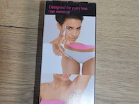 Braun mini hair remover hello face en silk epil 3in1 trimmer (b435) - afbeelding 4 van  5