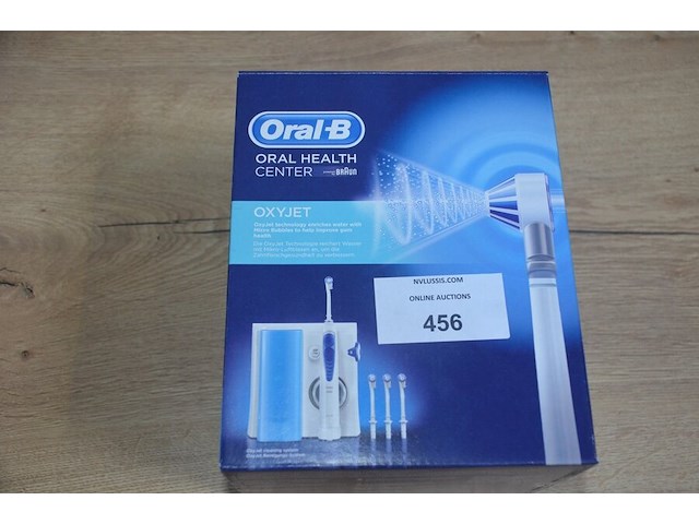 Braun oral b health center oxyjet cleaning system (b435) - afbeelding 1 van  4