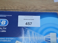Braun oral b health center oxyjet cleaning system + elektrische tandenborstel pro 2000 (b435) - afbeelding 2 van  5