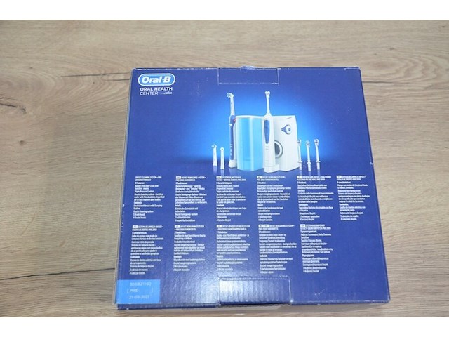 Braun oral b health center oxyjet cleaning system + elektrische tandenborstel pro 2000 (b435) - afbeelding 4 van  5