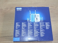 Braun oral b health center oxyjet cleaning system + elektrische tandenborstel pro 2000 (b435) - afbeelding 4 van  5