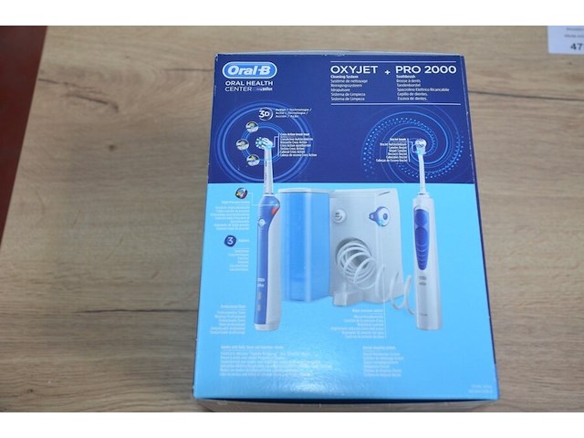 Braun oral b health center oxyjet cleaning system + elektrische tandenborstel pro 2000 (b435) - afbeelding 5 van  5