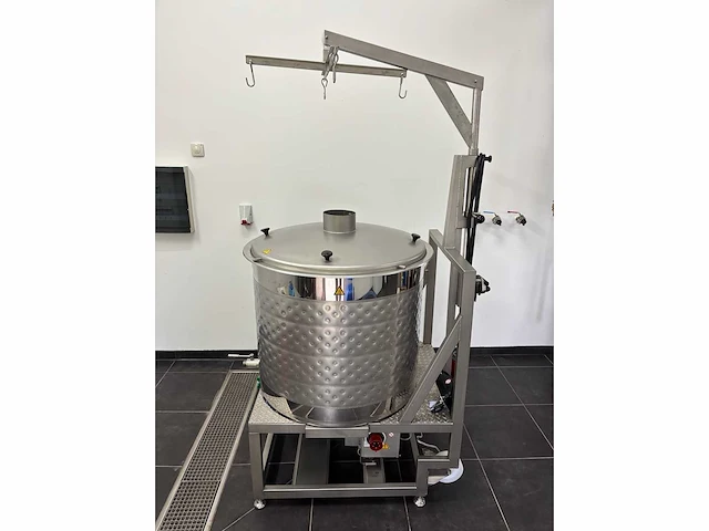 Brauwmeister+toebehoren - 200 l - brewery equipment - afbeelding 1 van  8