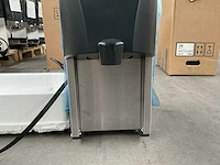 Bravilor hwa40 warmwater dispenser - afbeelding 3 van  8