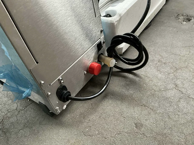 Bravilor hwa40 warmwater dispenser - afbeelding 7 van  8