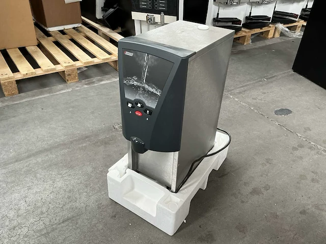 Bravilor hwa40 warmwater dispenser - afbeelding 3 van  8