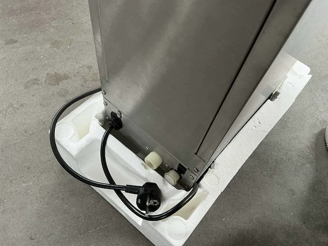 Bravilor hwa40 warmwater dispenser - afbeelding 6 van  8
