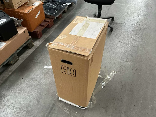 Bravilor hwa40 warmwater dispenser - afbeelding 3 van  11