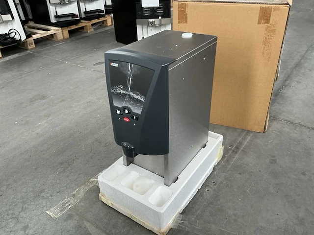 Bravilor hwa40 warmwater dispenser - afbeelding 6 van  11