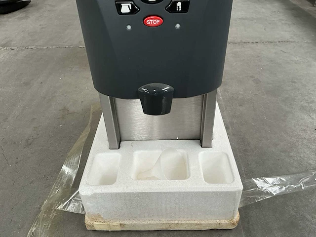Bravilor hwa40 warmwater dispenser - afbeelding 8 van  11