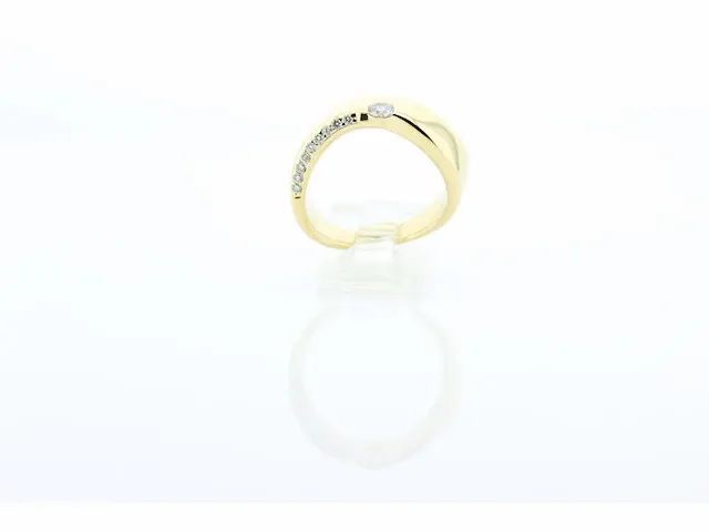 Brede fantasie ring met briljant - afbeelding 1 van  5