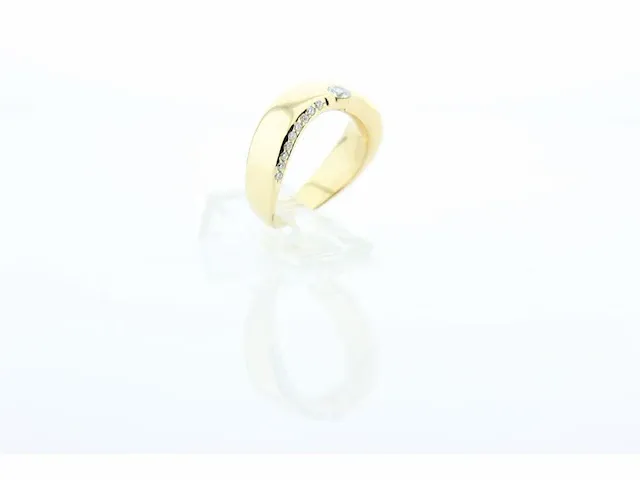 Brede fantasie ring met briljant - afbeelding 2 van  5