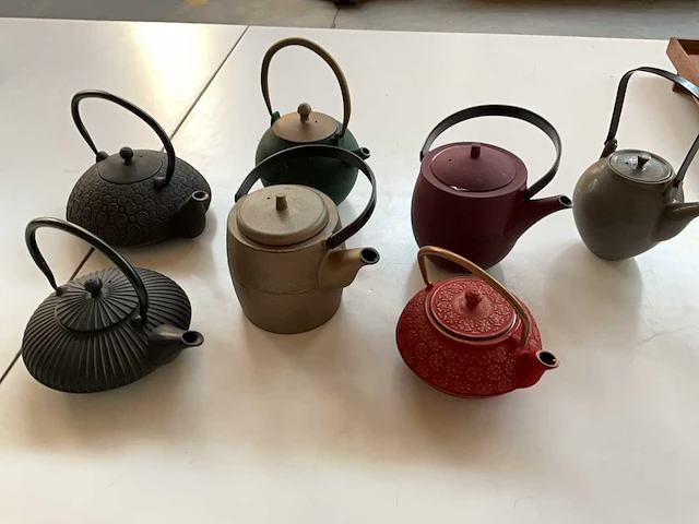 Bredemeijer diverse gietijzeren thee potten (7x) - afbeelding 1 van  9