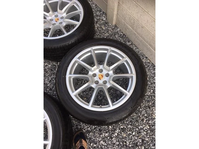 Breedset porsche macan 20 inch - afbeelding 4 van  10