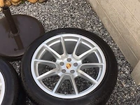 Breedset porsche macan 20 inch - afbeelding 5 van  10
