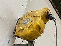 Brennenstuhl verlengkabel in muurhaspel - afbeelding 1 van  3